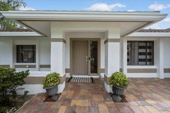 Residence photo 2