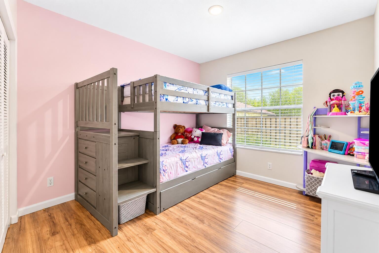  Residence photo 5