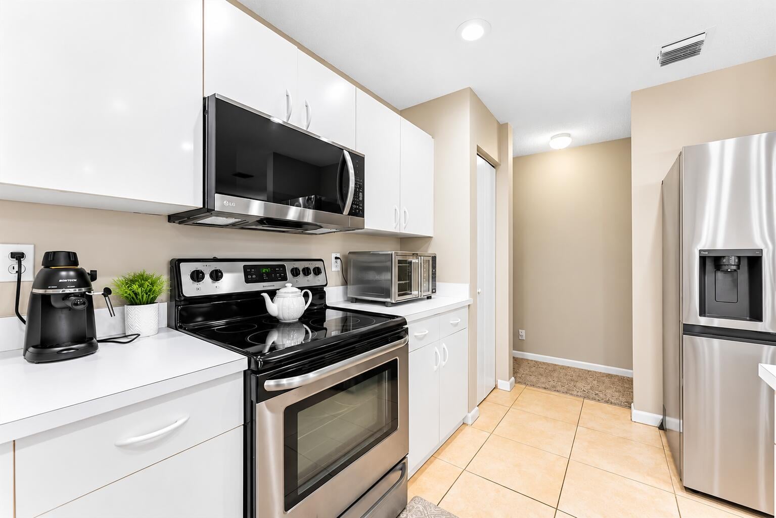  Residence photo 12