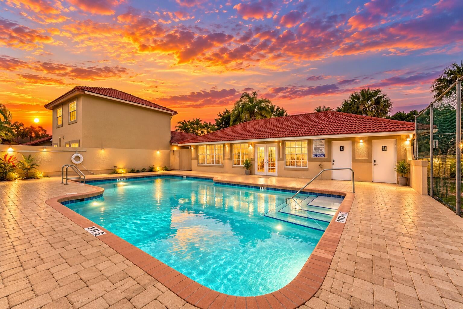  Residence photo 18