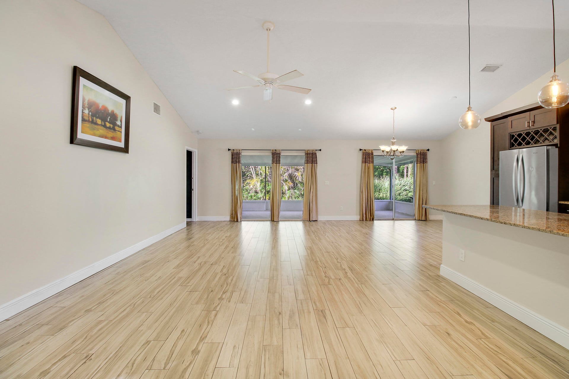 Residence photo 6
