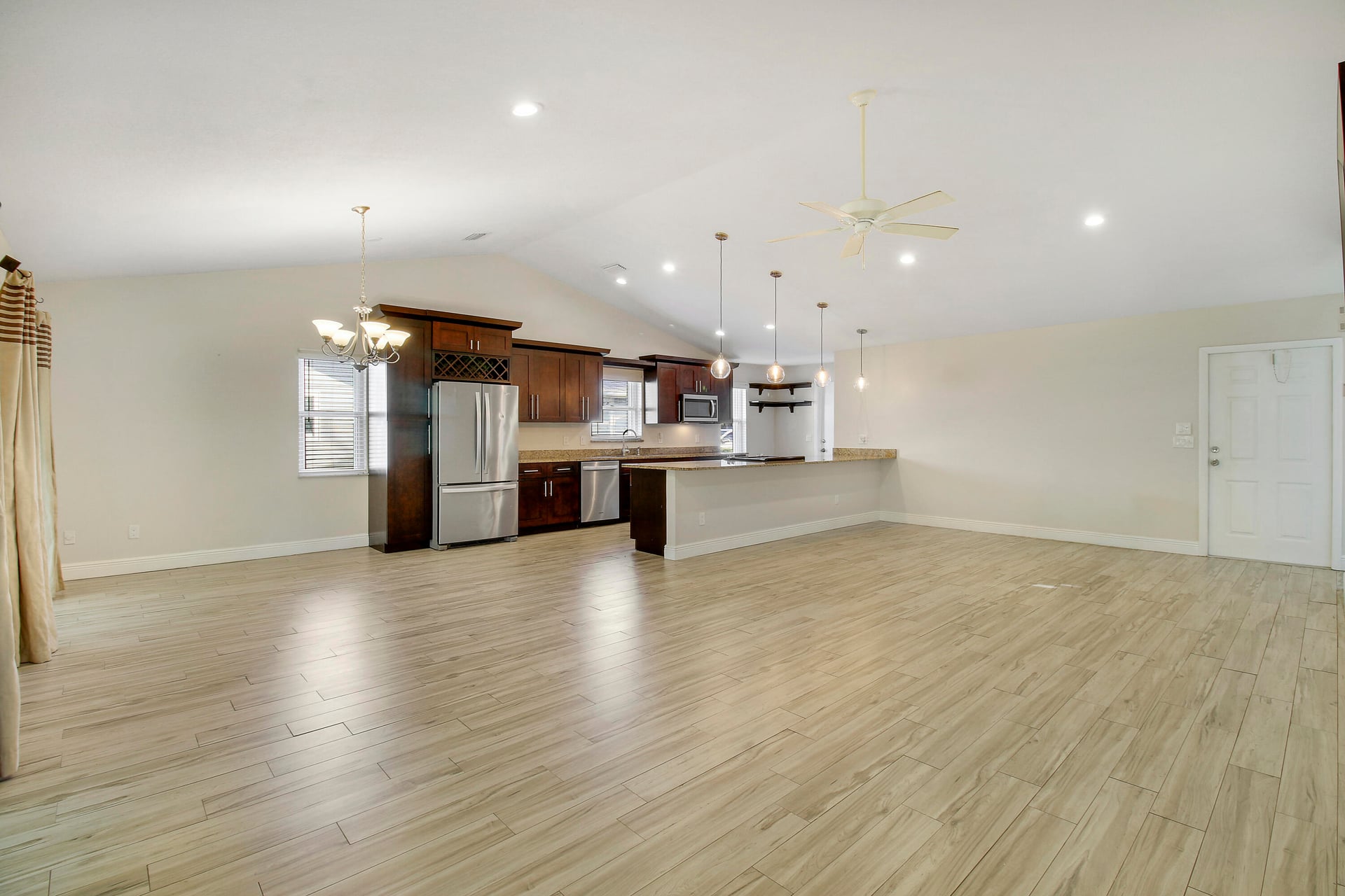 Residence photo 9