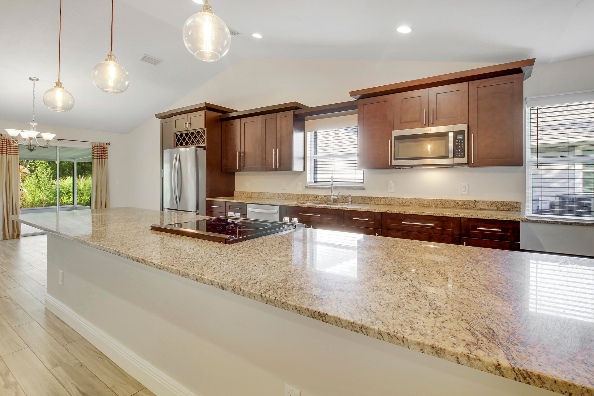 Residence photo 14