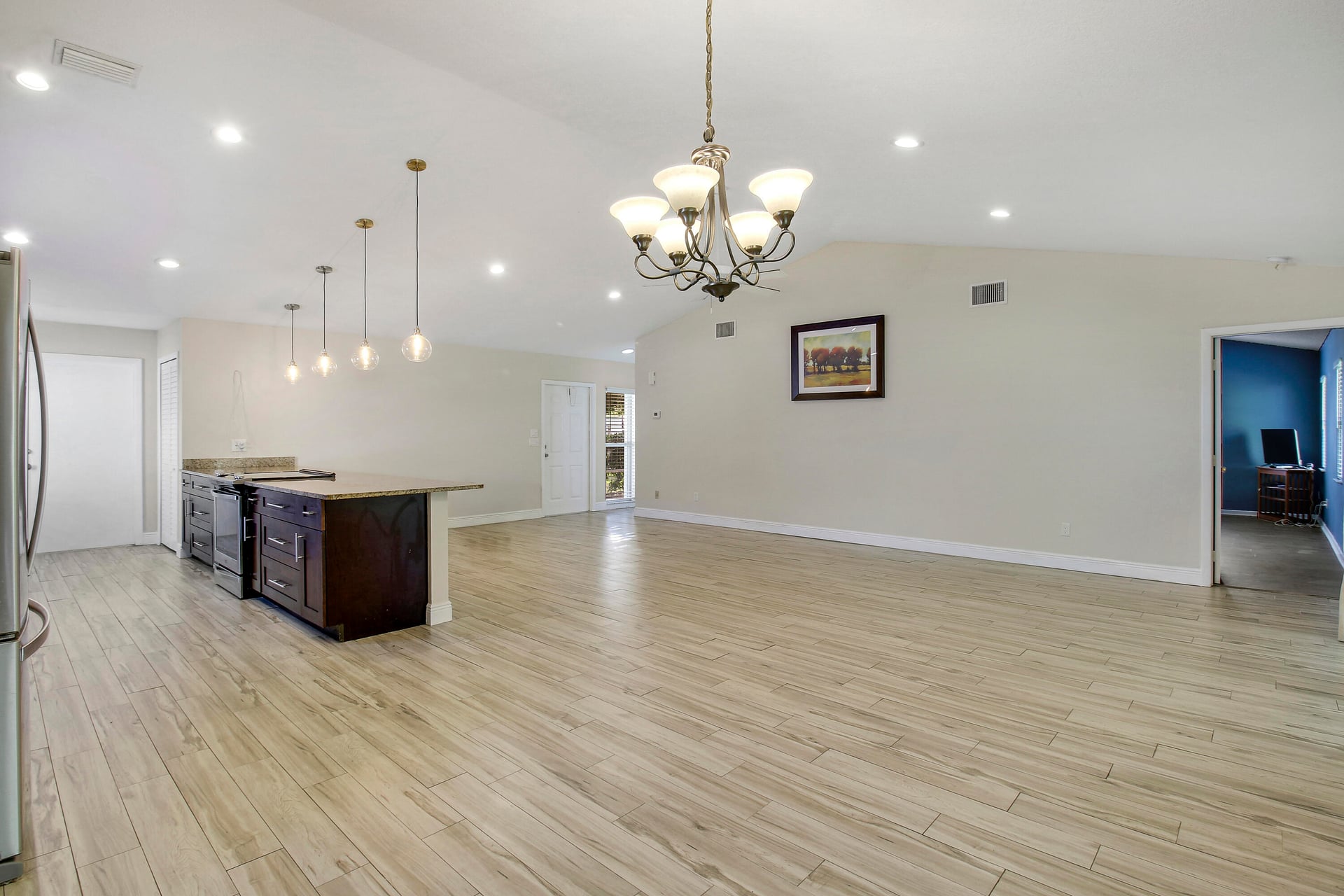 Residence photo 18