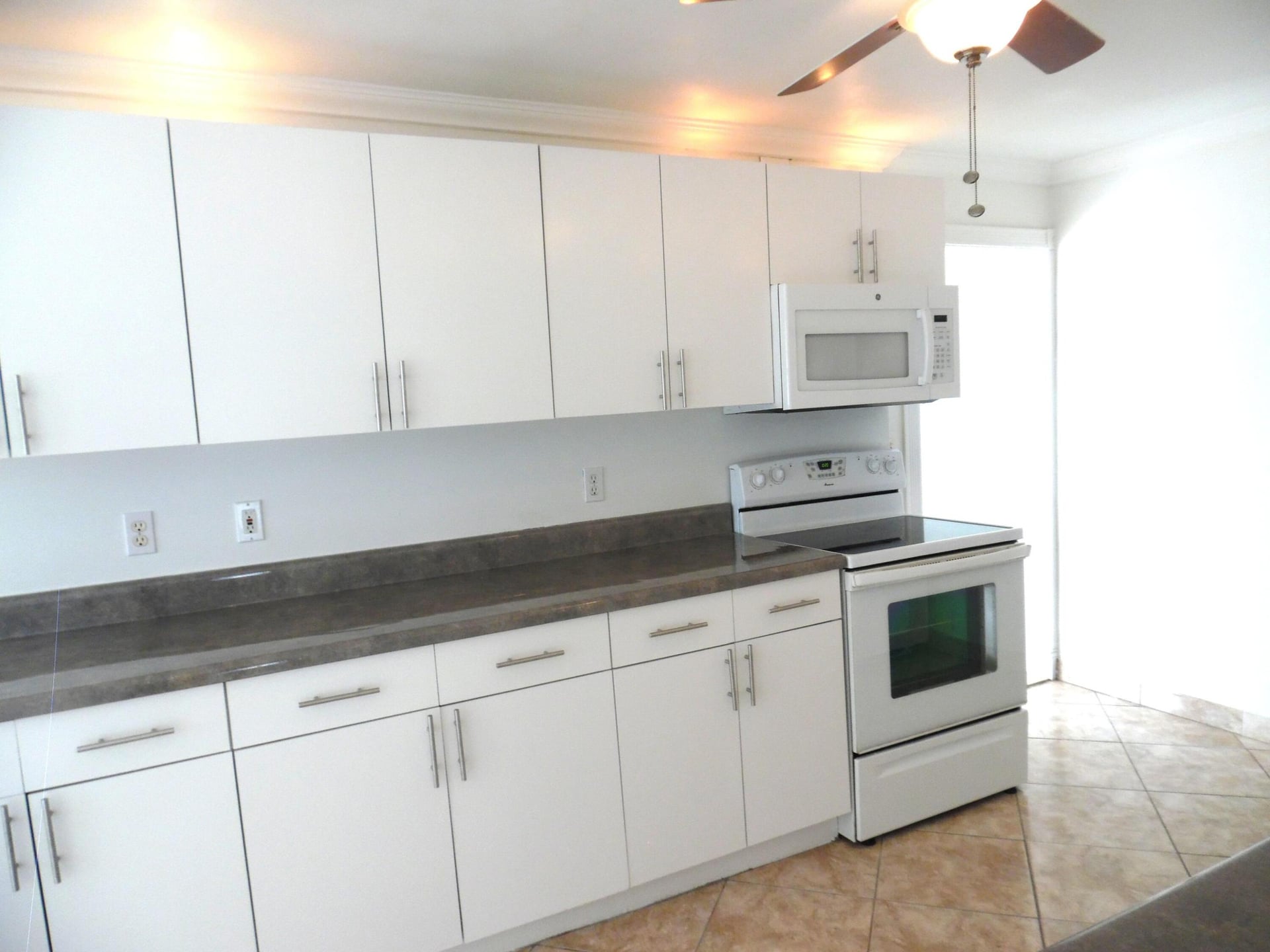 Residence photo 8