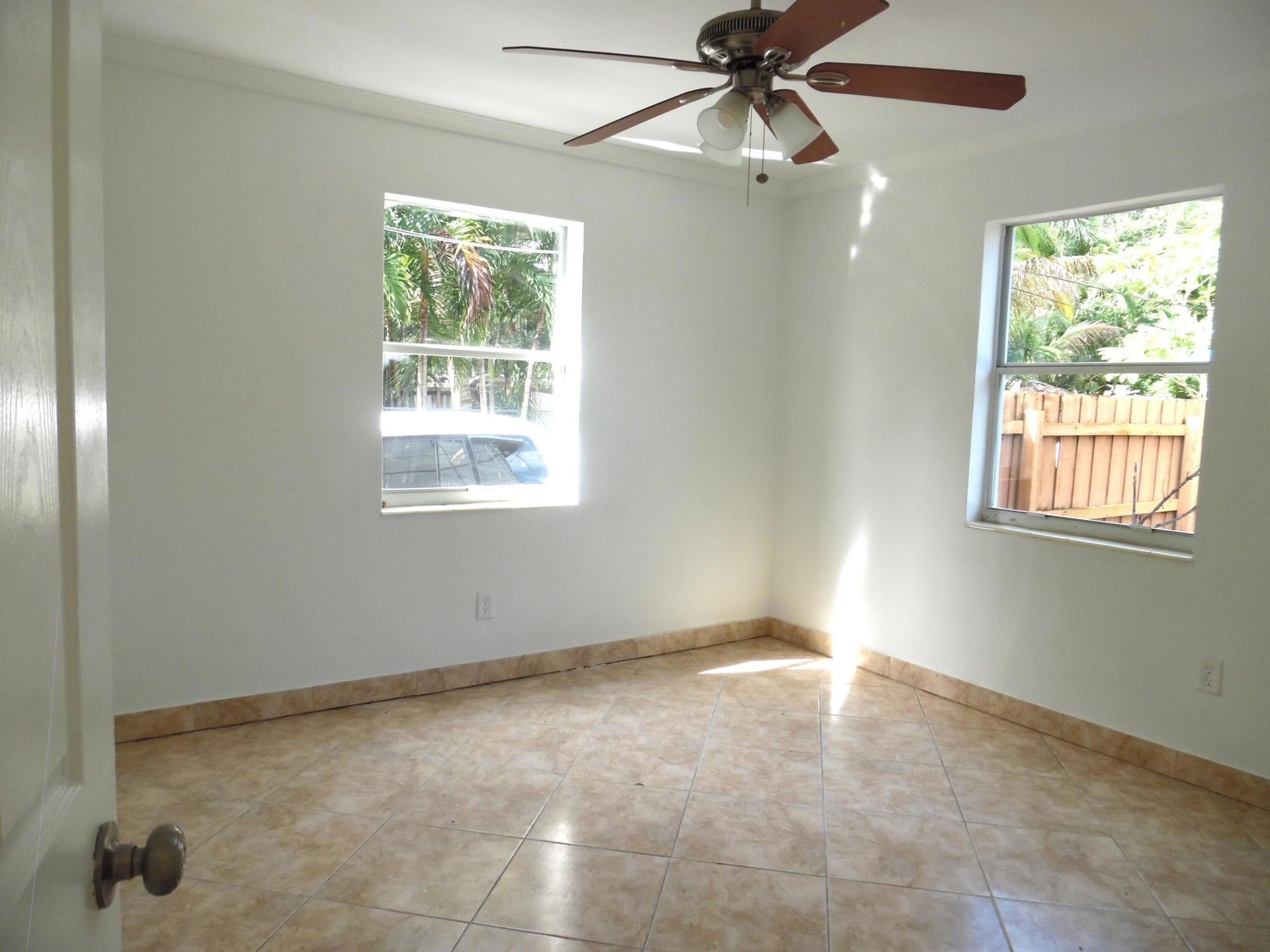 Residence photo 12