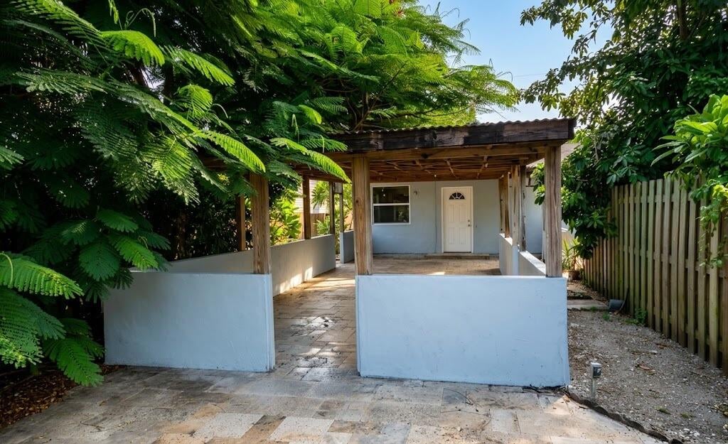 Residence photo 26