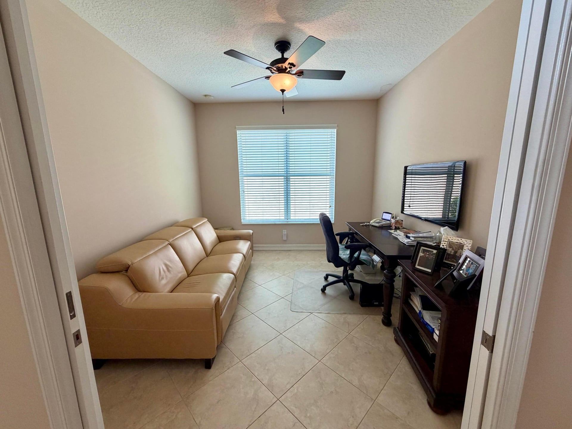  Residence photo 9