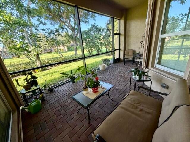  Residence photo 12