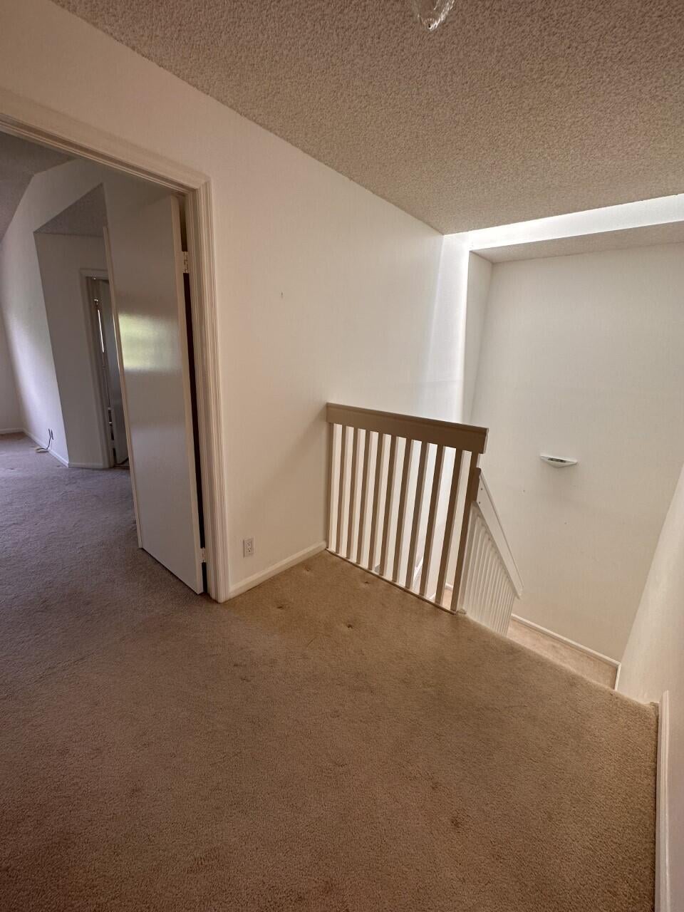 Residence photo 8