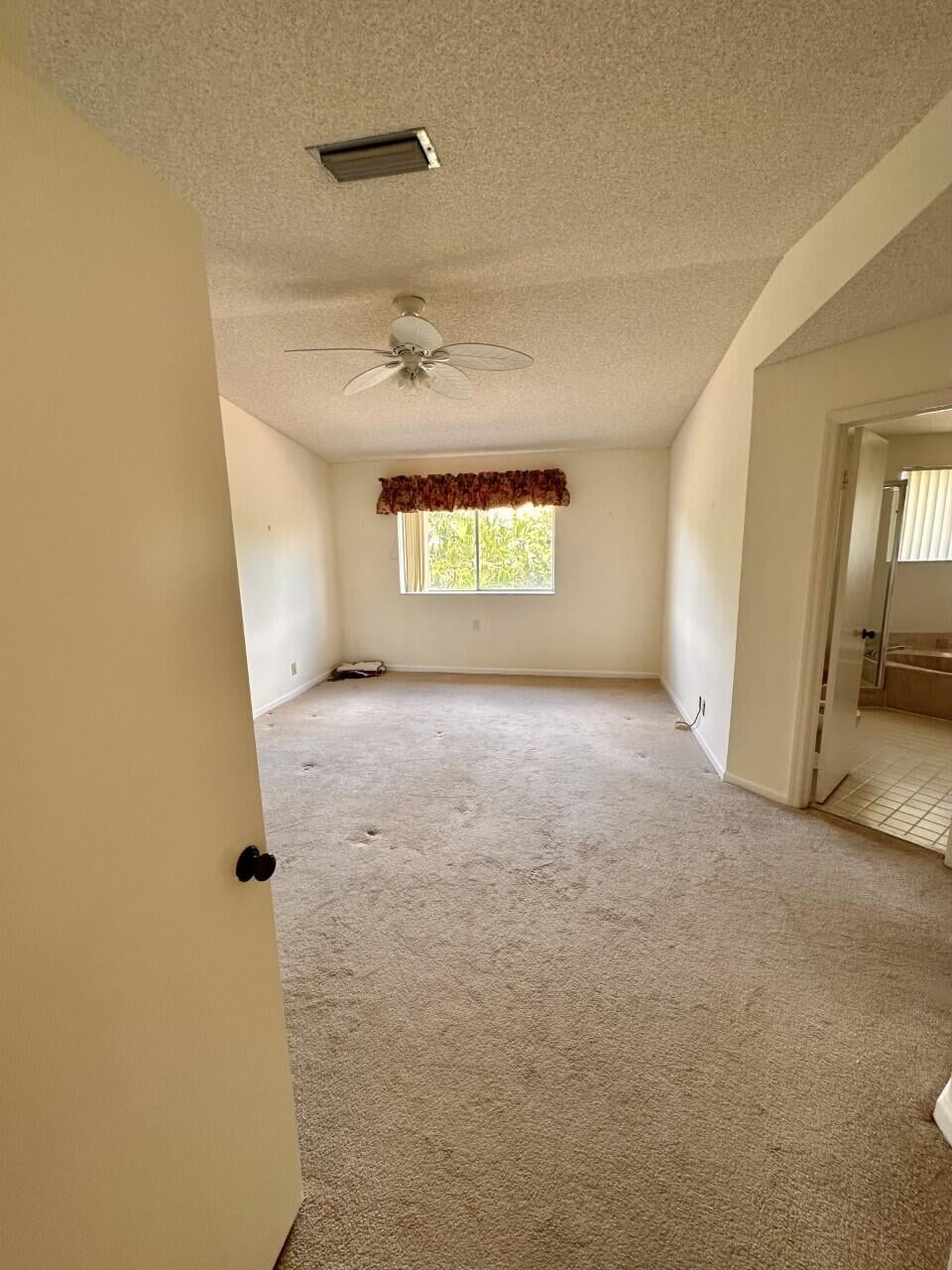Residence photo 9