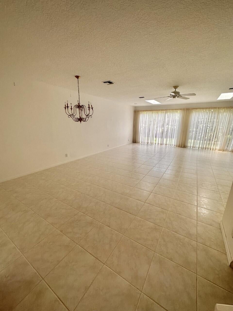 Residence photo 14