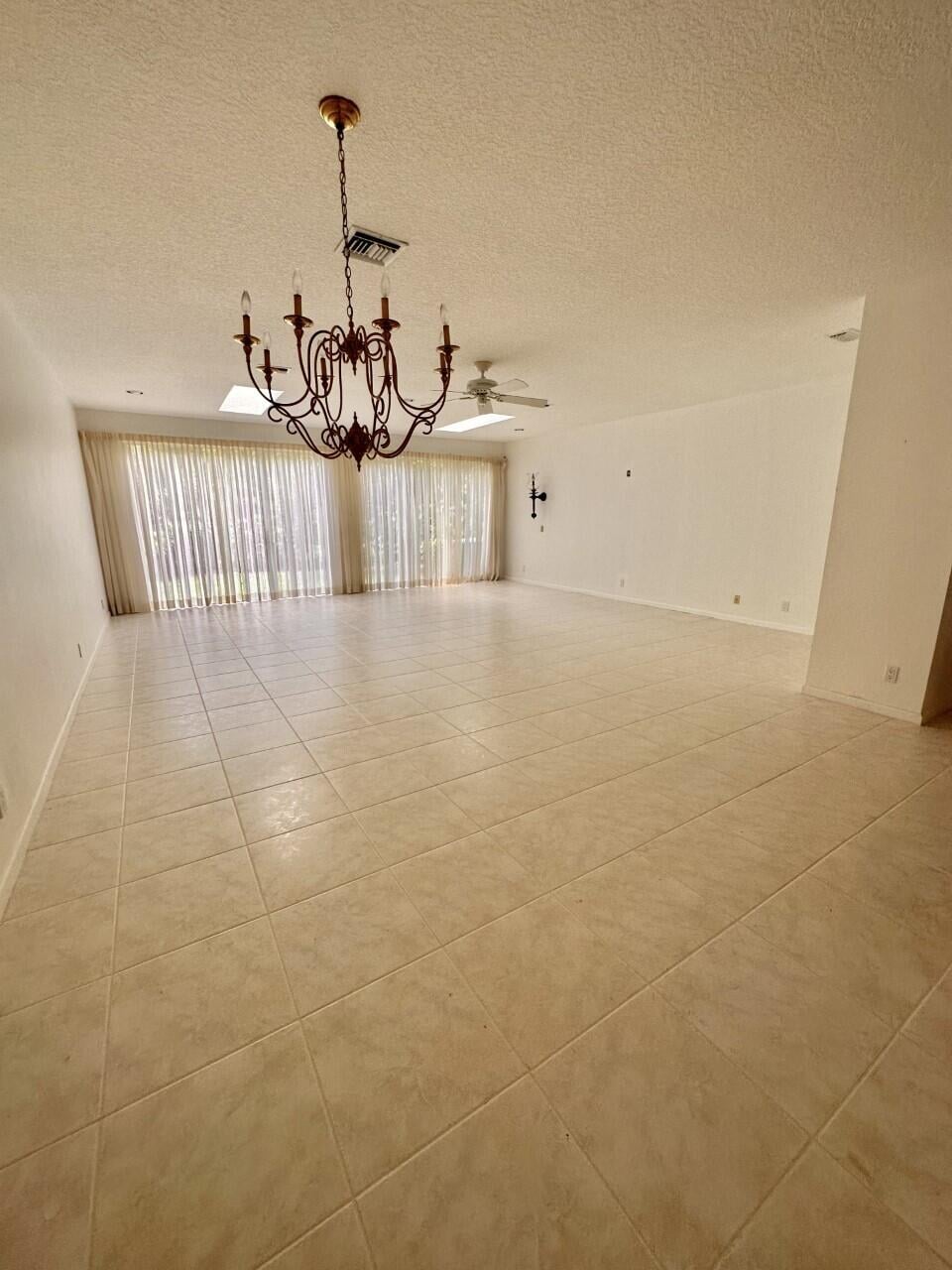 Residence photo 15