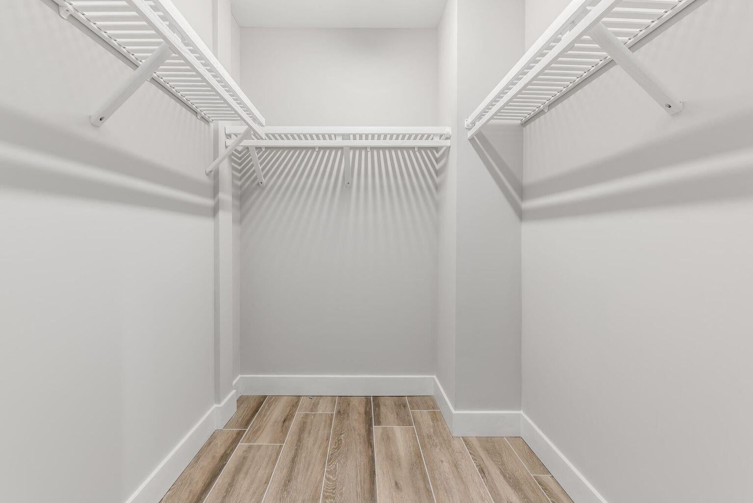  Unit 410 photo 15