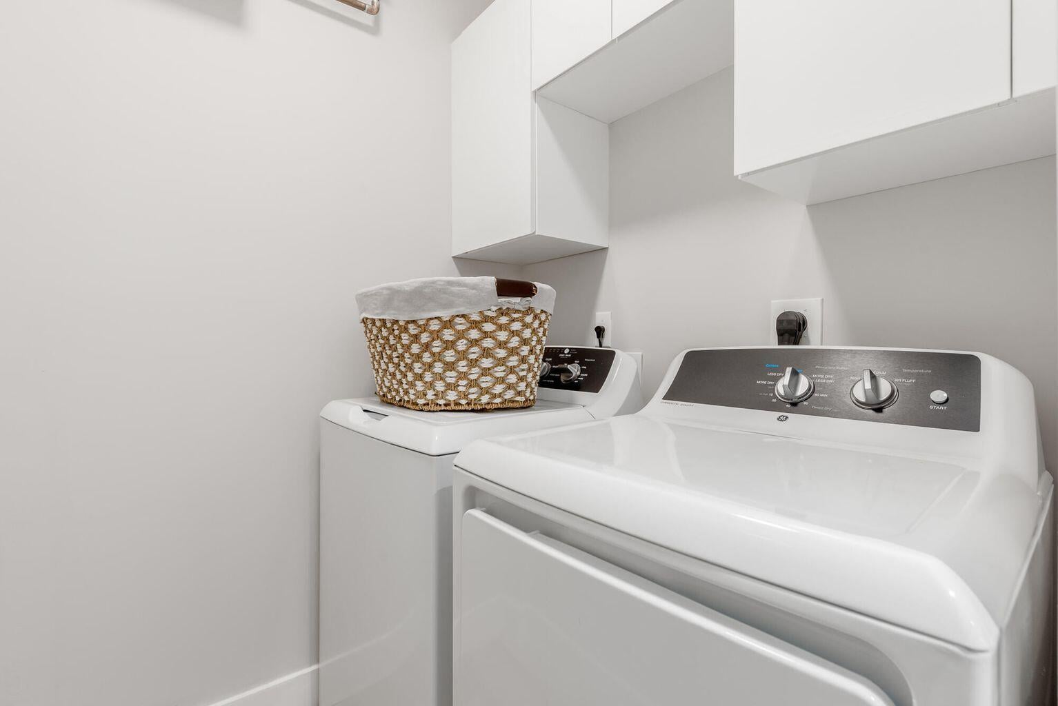  Unit 410 photo 21