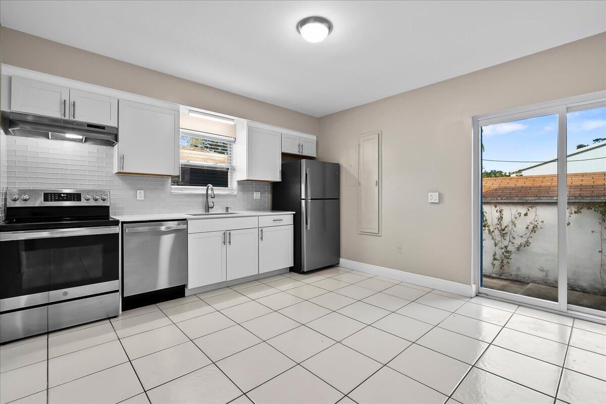 Residence photo 8