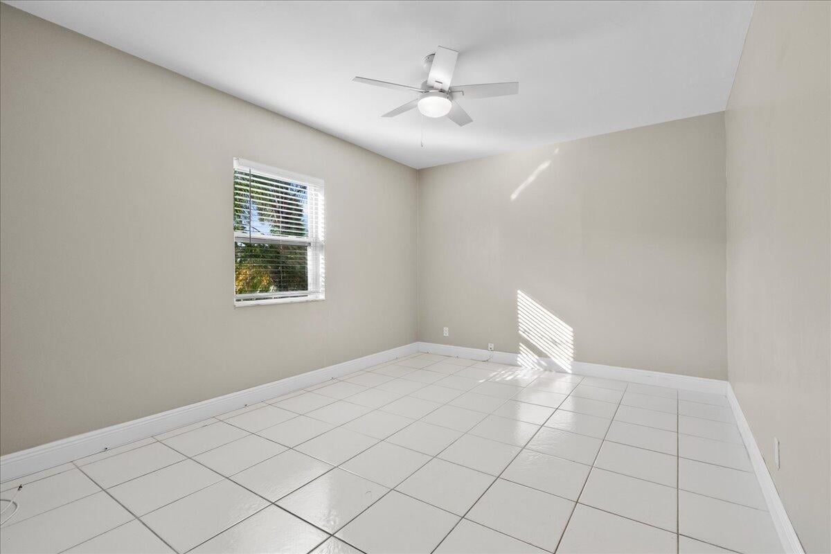 Residence photo 11