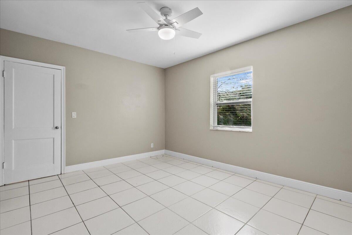 Residence photo 14