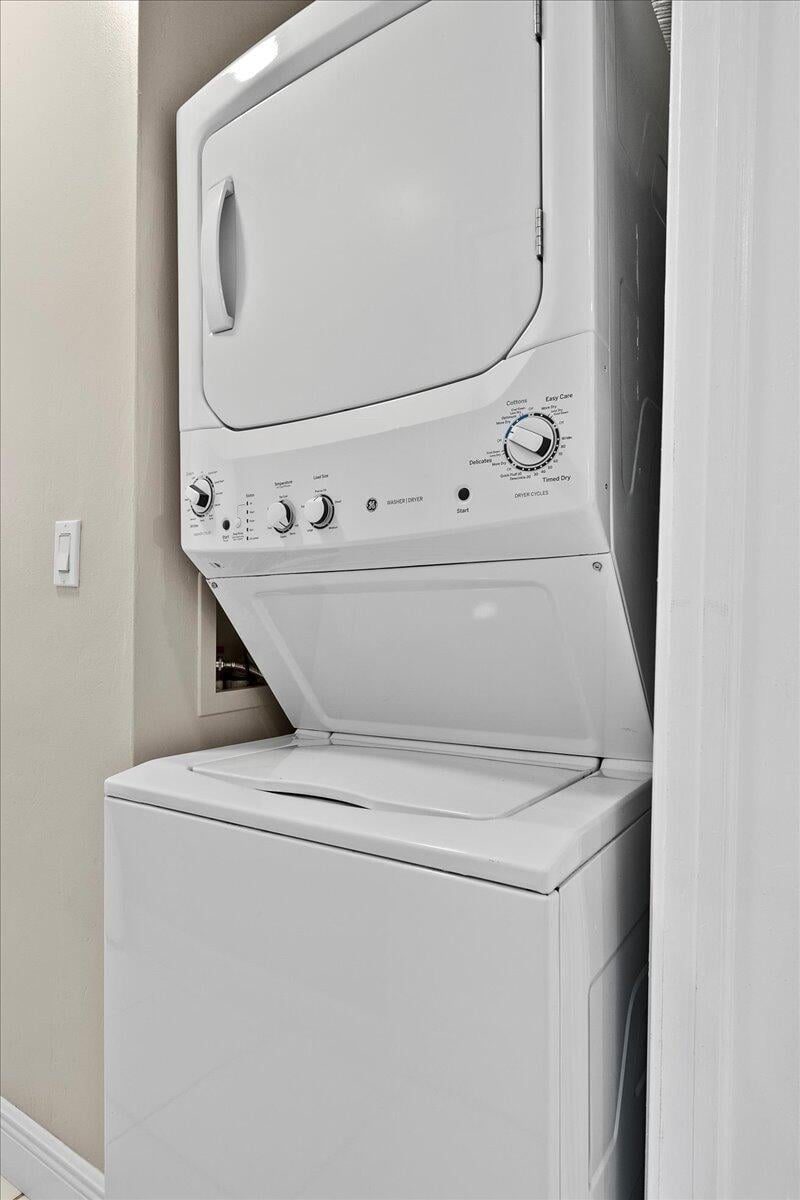 Residence photo 17