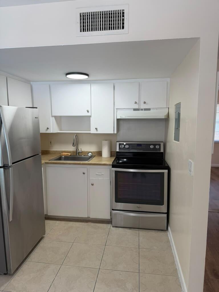 Unit Apt 3 photo 9