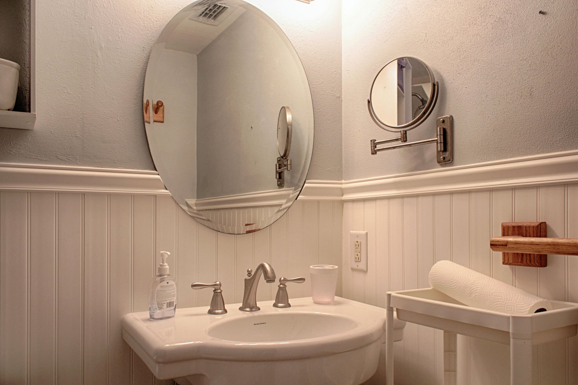 Unit 208 photo 15