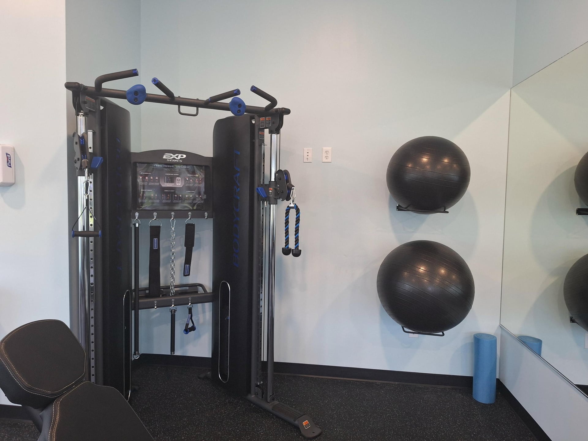 Unit 208 photo 24