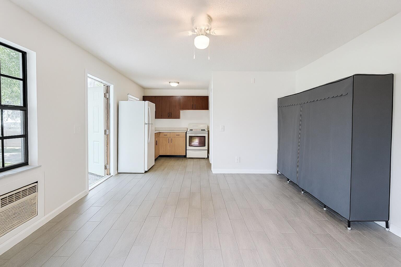 Residence photo 6