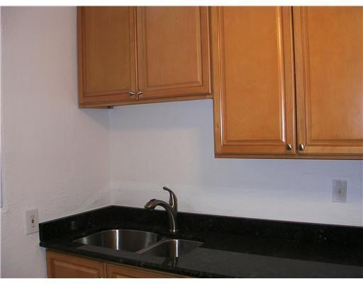 Old Northwood Residence photo 5