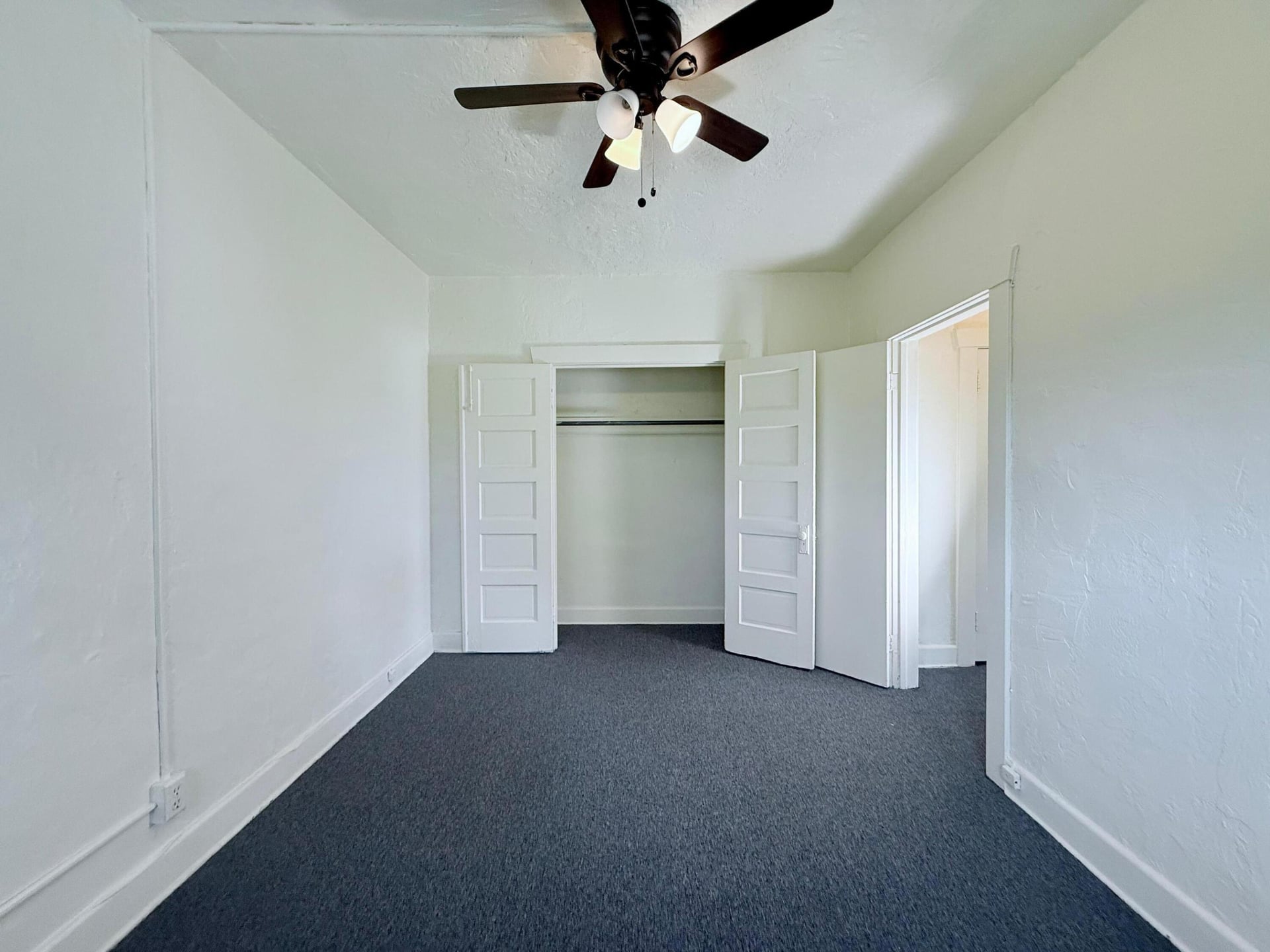  Unit 12 photo 15