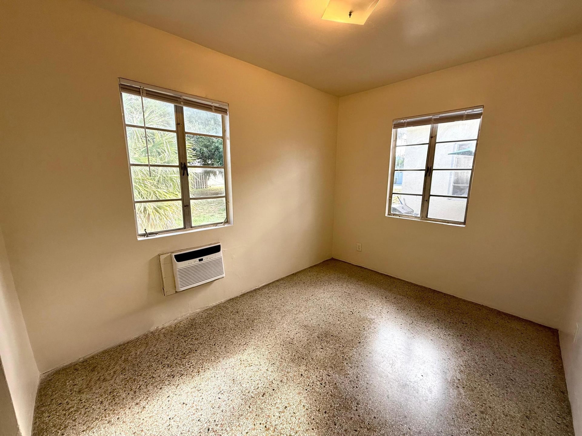 Residence photo 11
