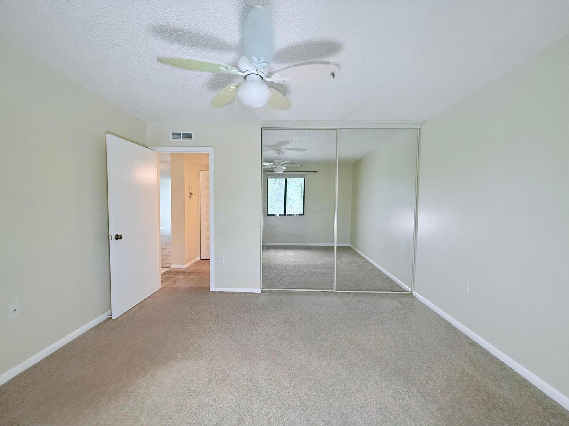  Unit 206 photo 8