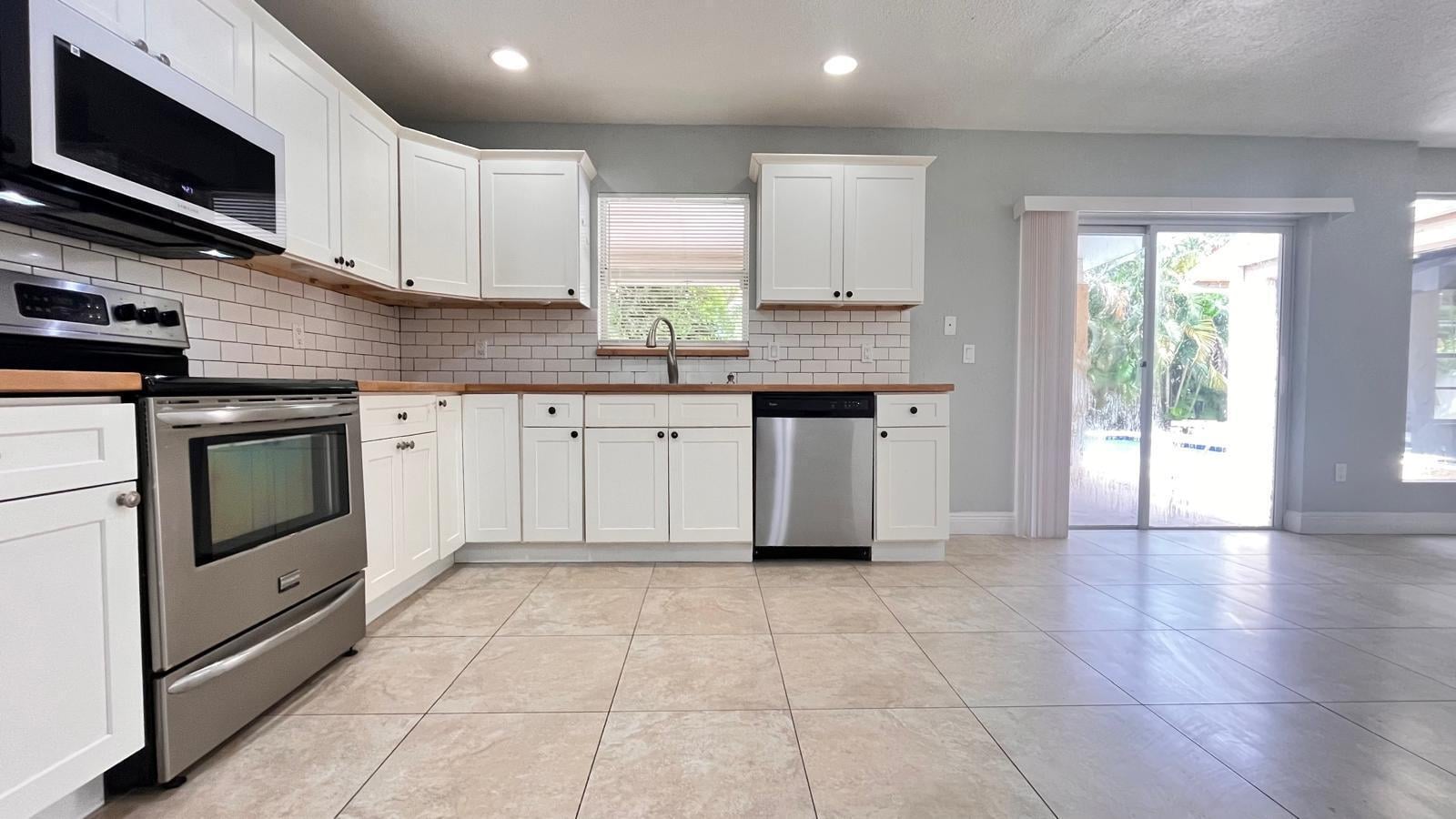 Residence photo 2