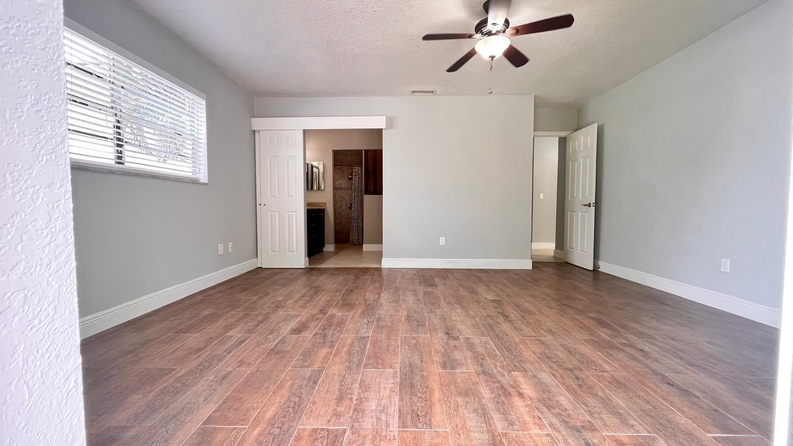Residence photo 6