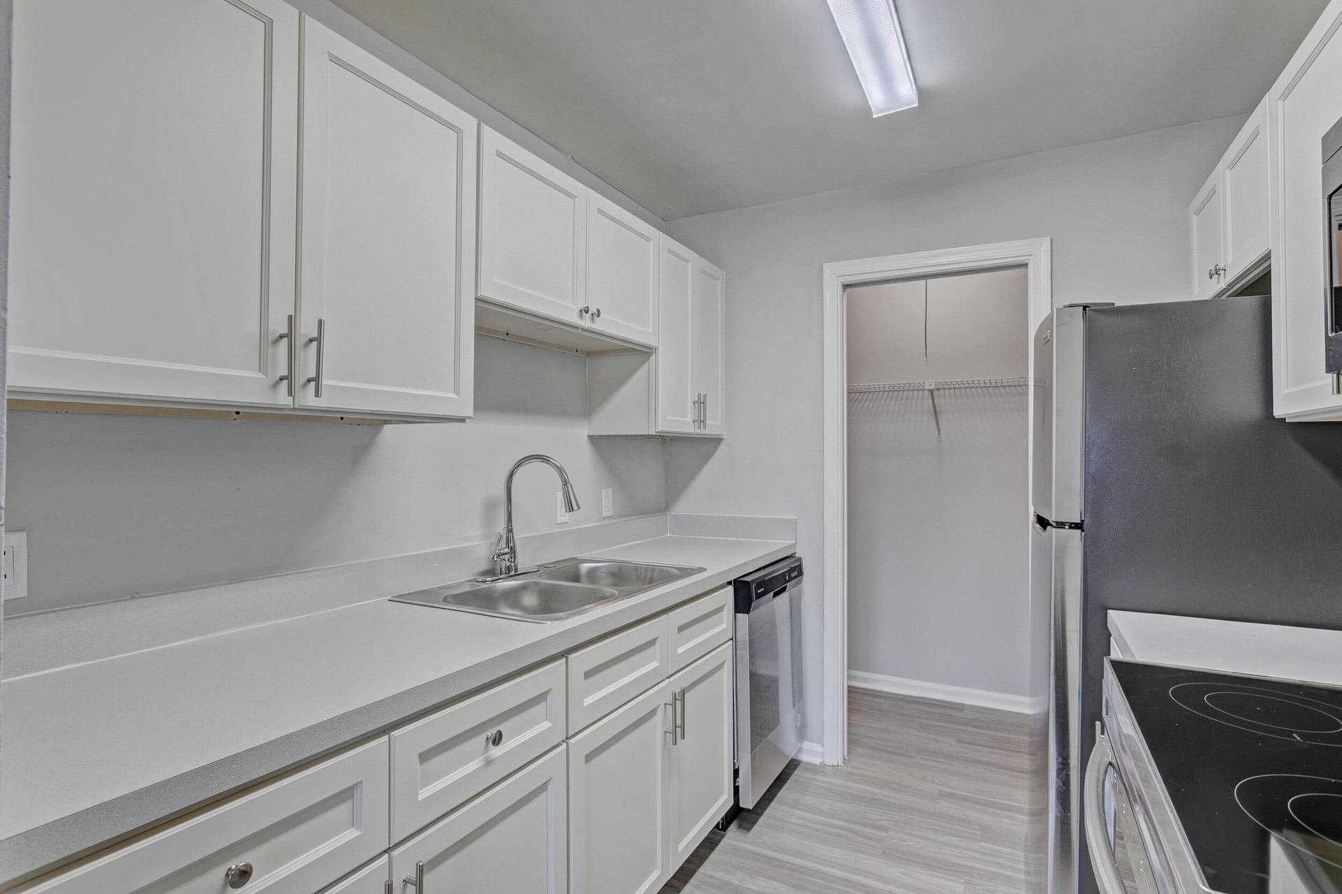 Residence photo 5