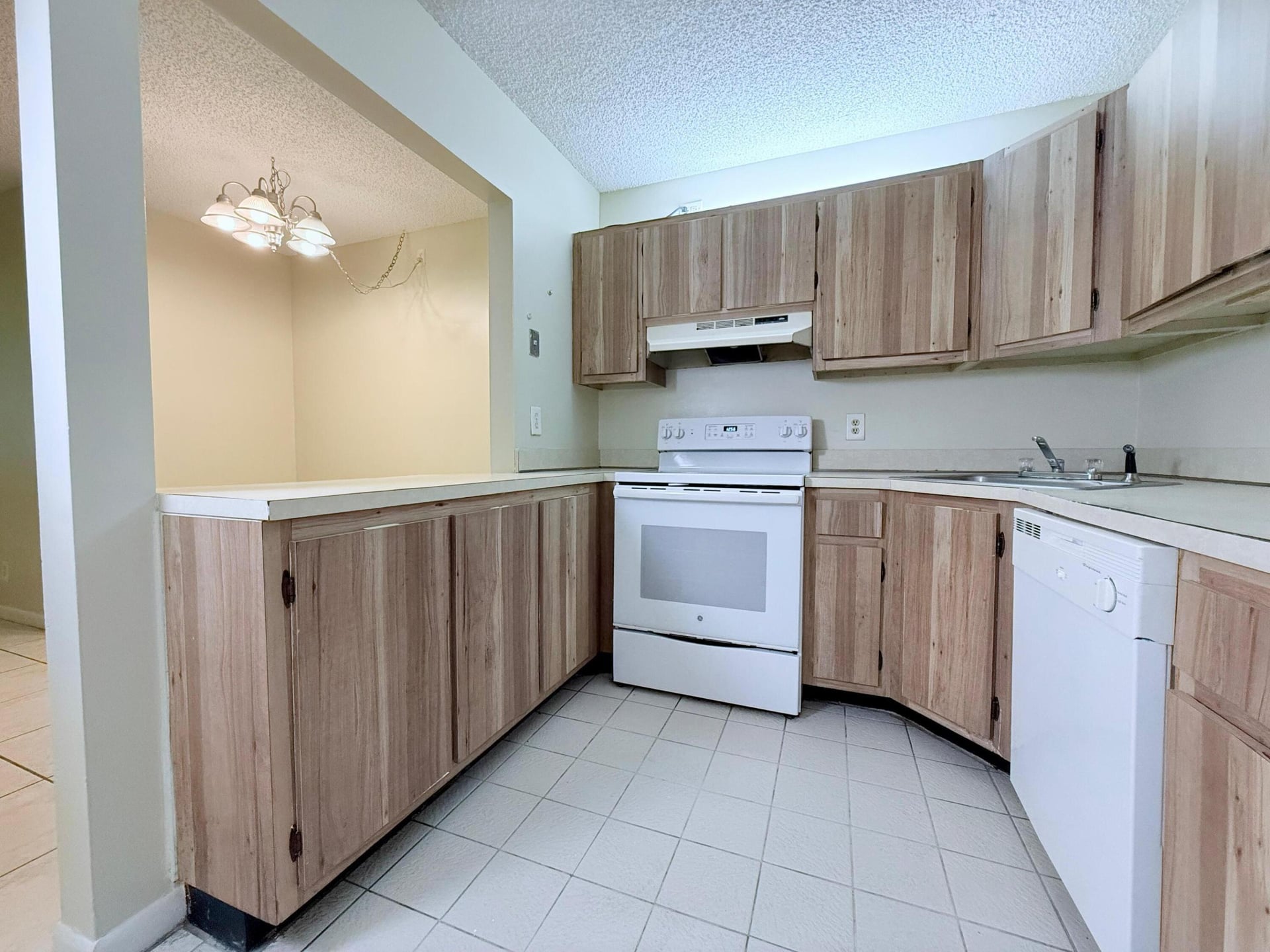  Unit B1 photo 14