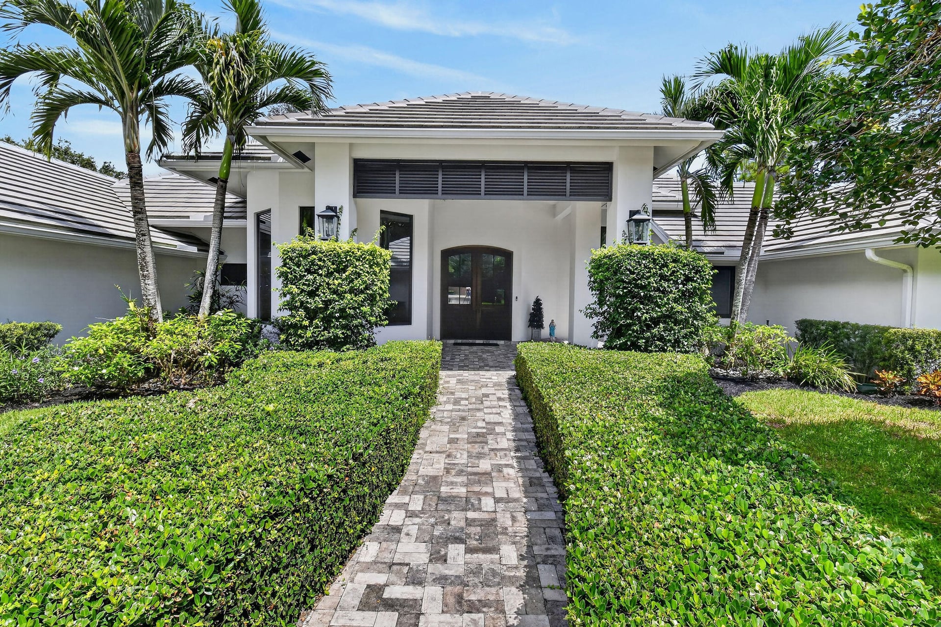  Residence photo 6