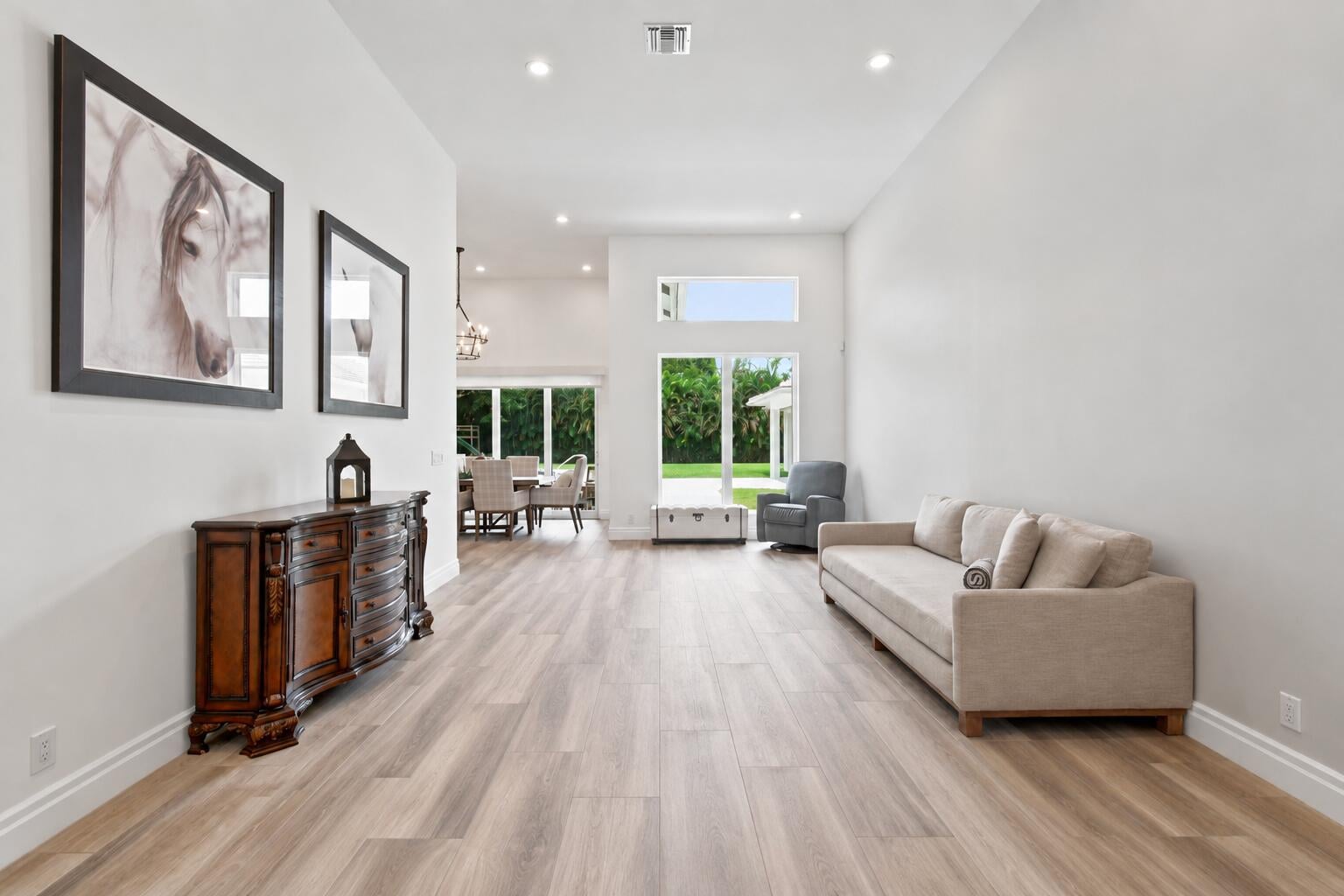  Residence photo 12
