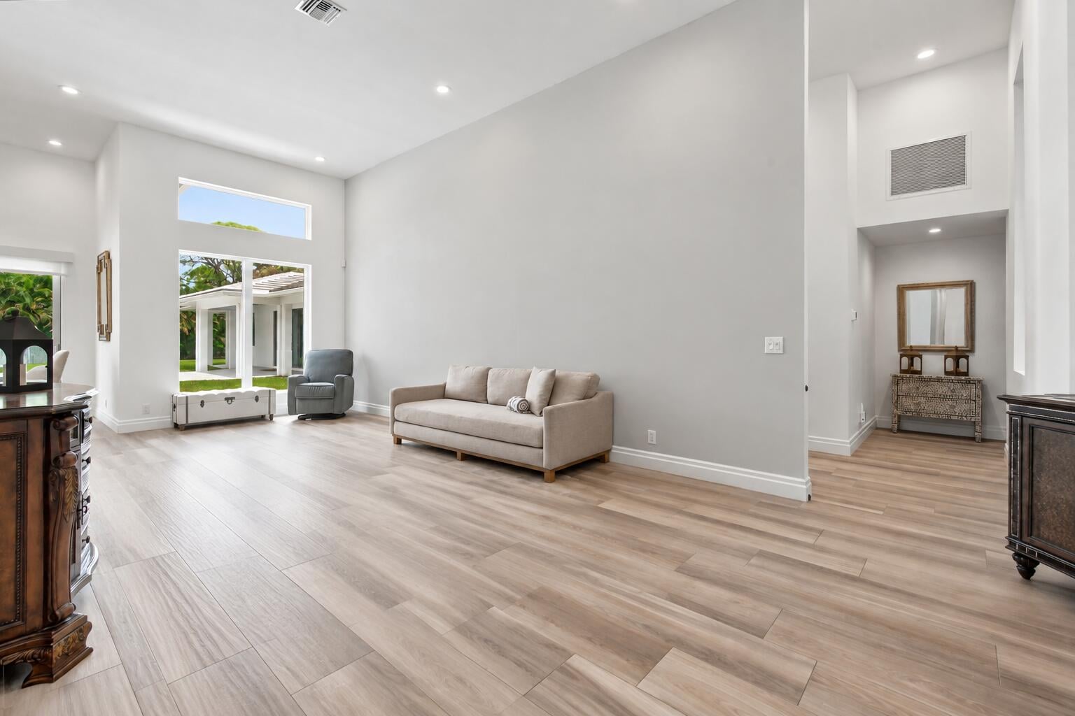  Residence photo 15