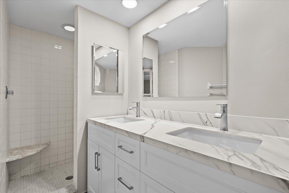  Residence photo 20