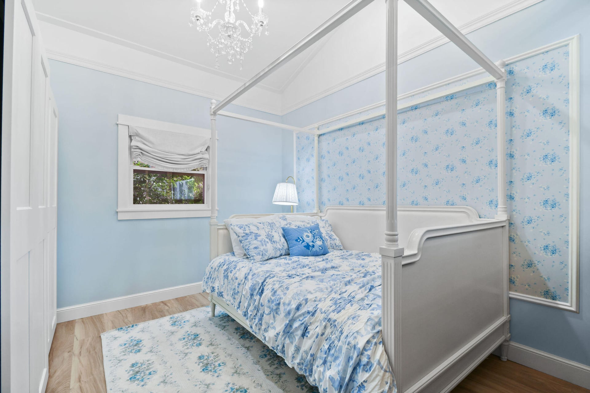 Residence photo 30