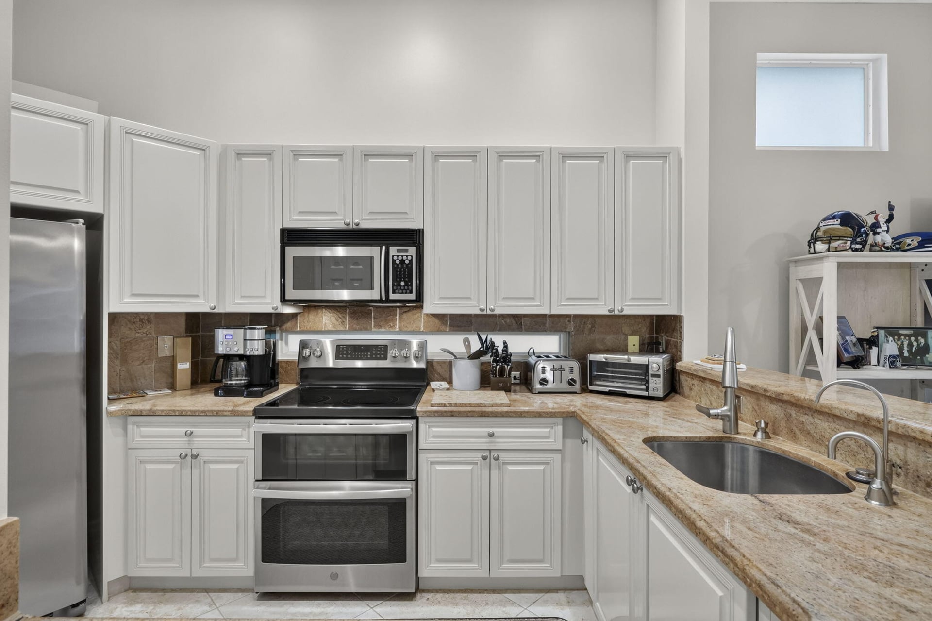 Residence photo 16