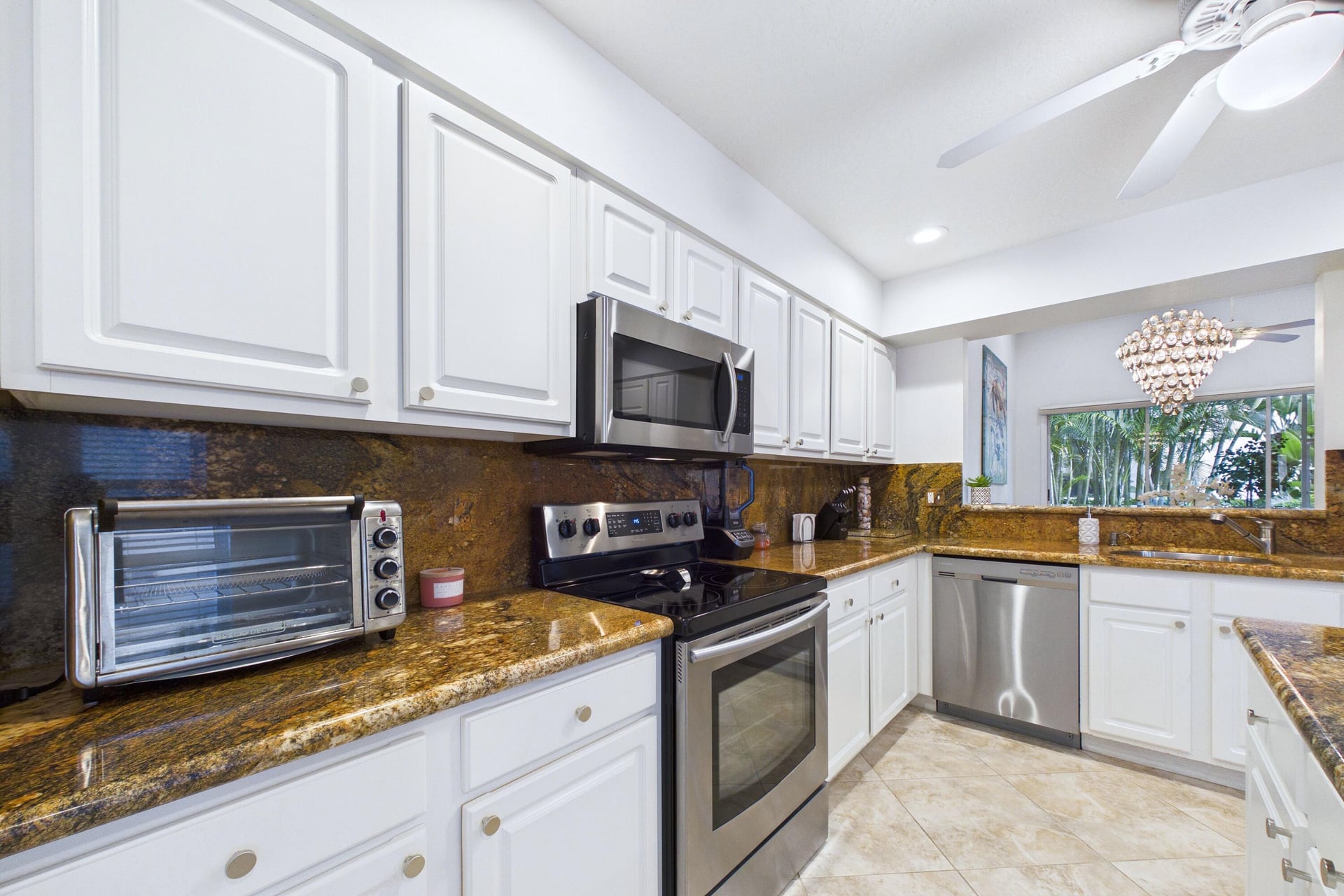 Residence photo 18