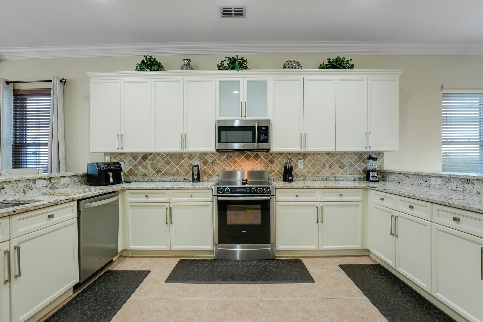 Residence photo 14