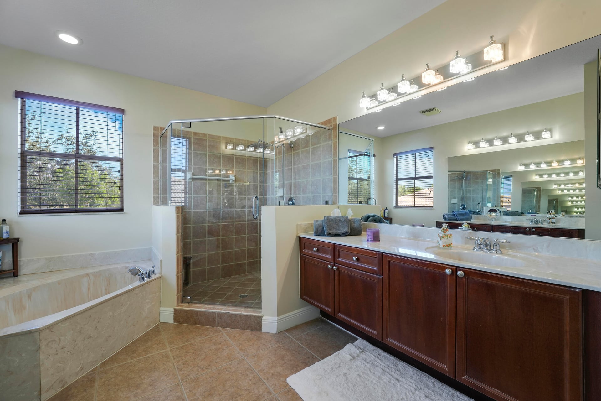 Residence photo 22