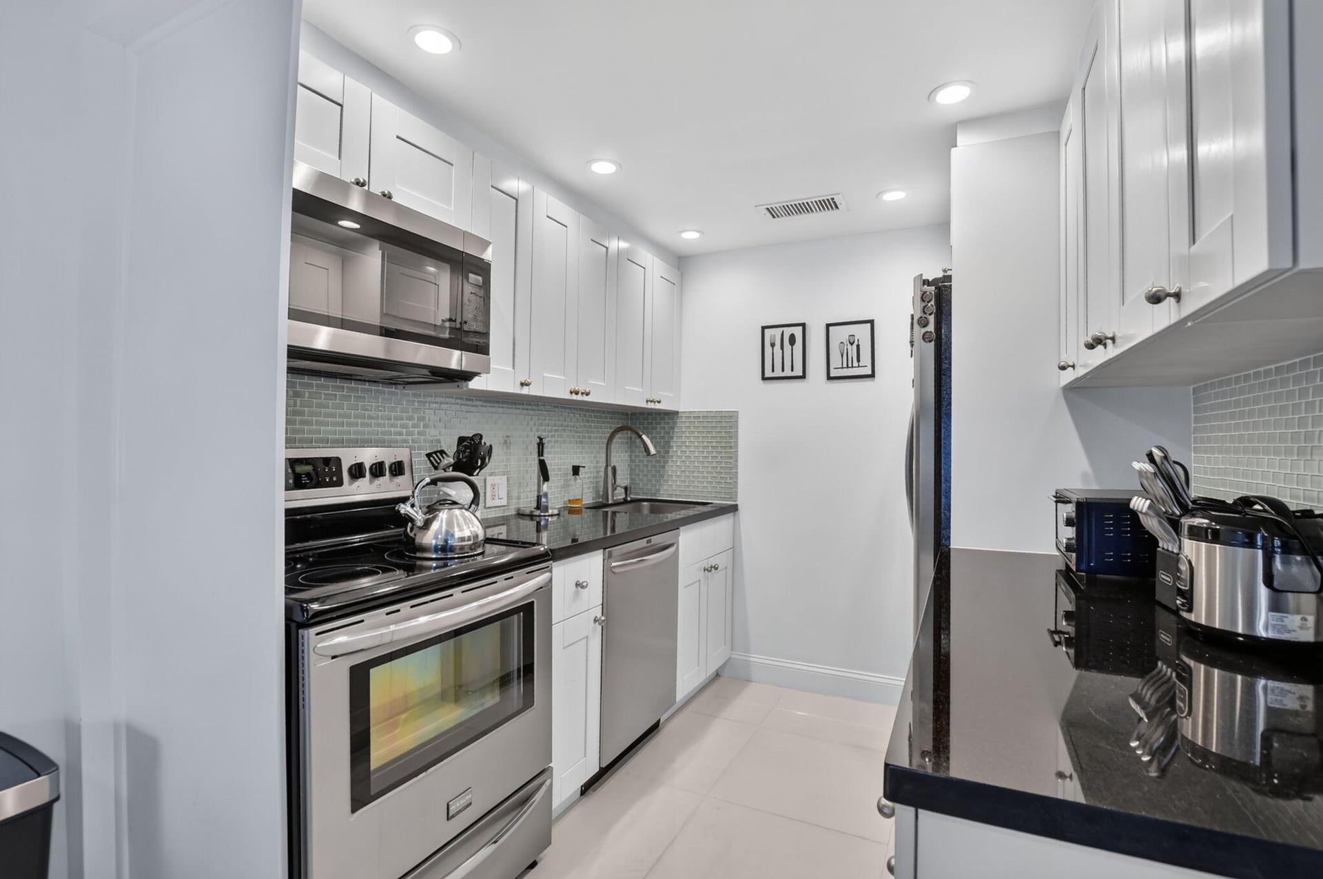 Residence photo 9