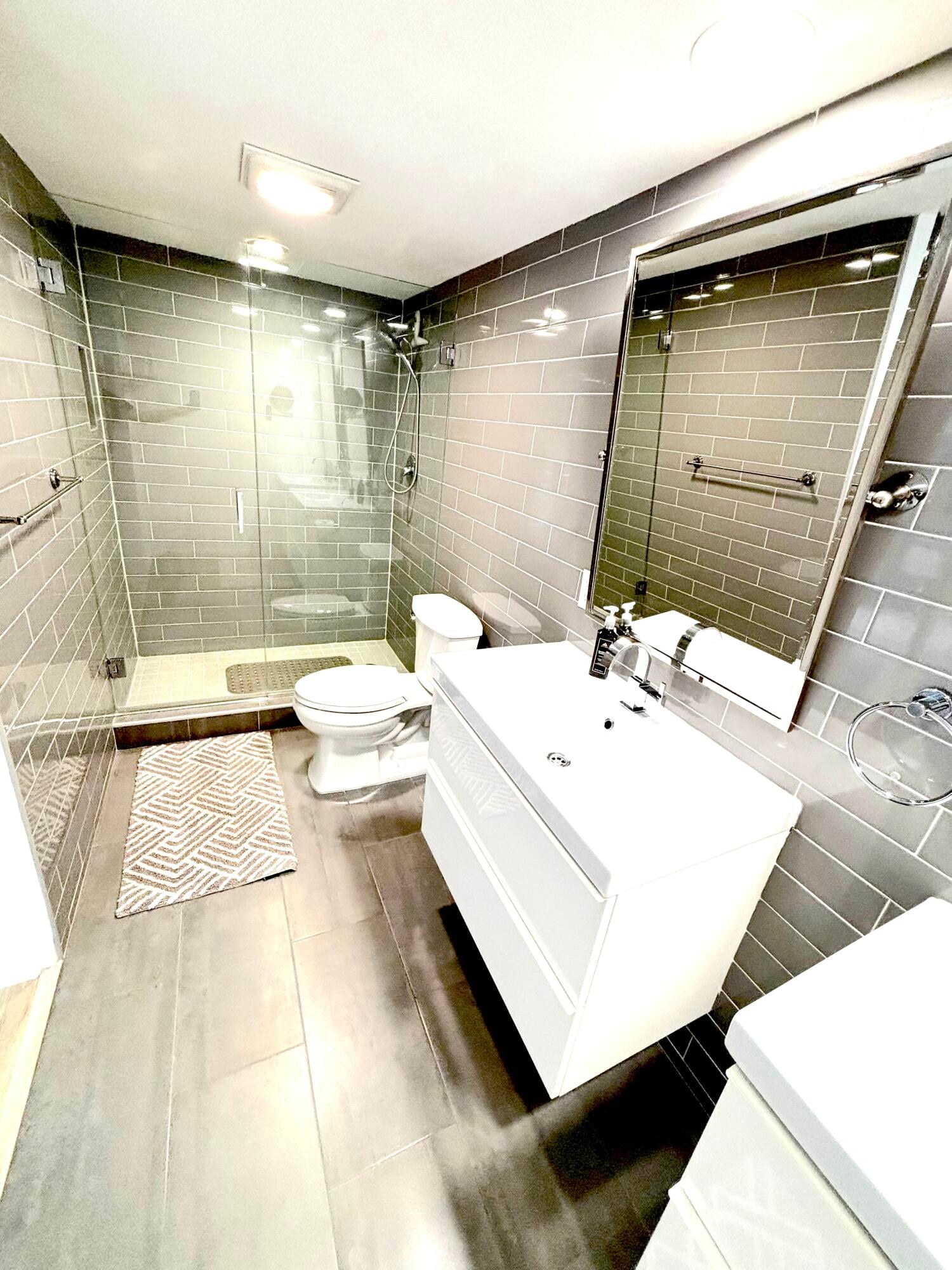  Unit 403 photo 11