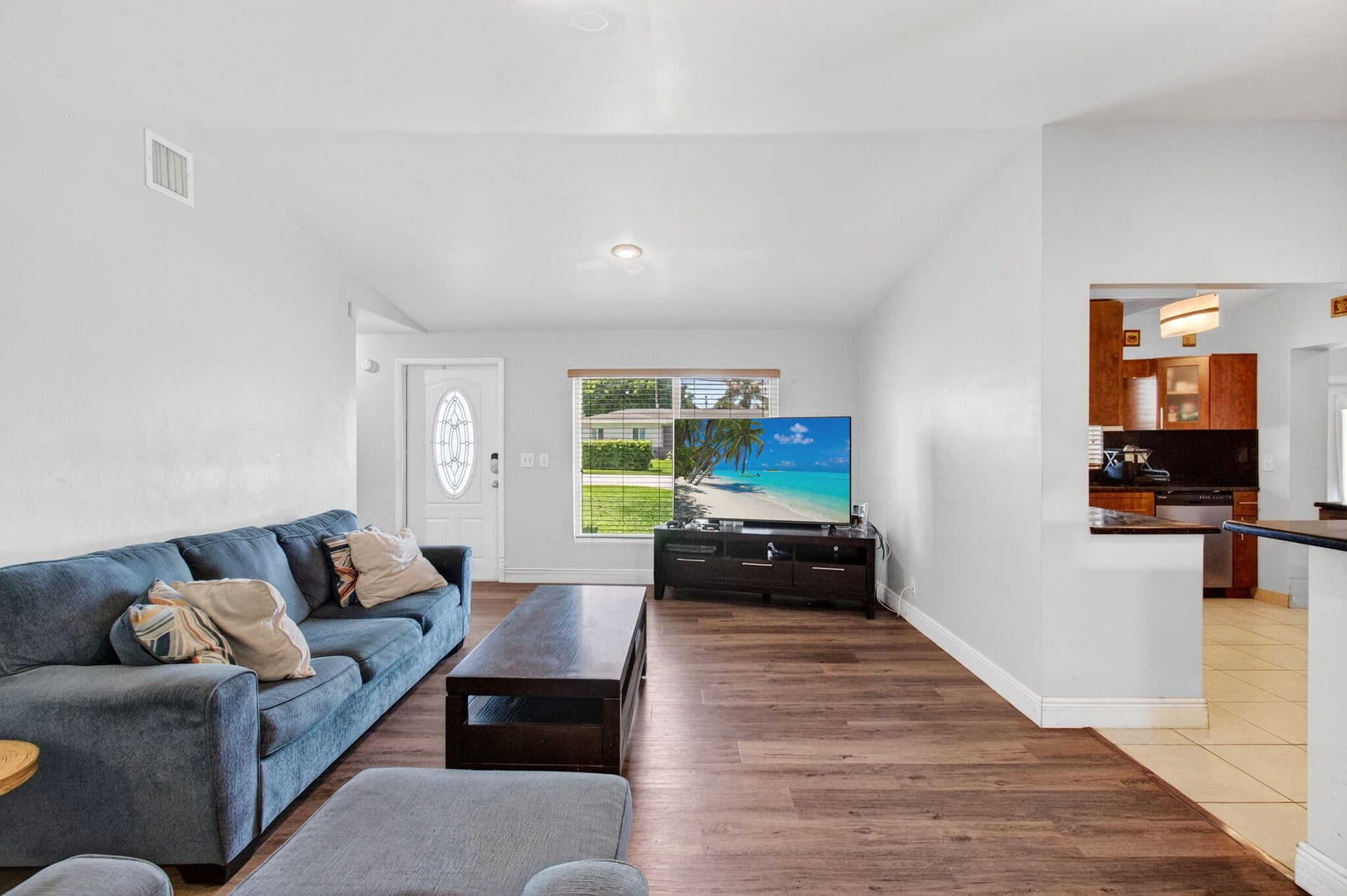  Residence photo 6