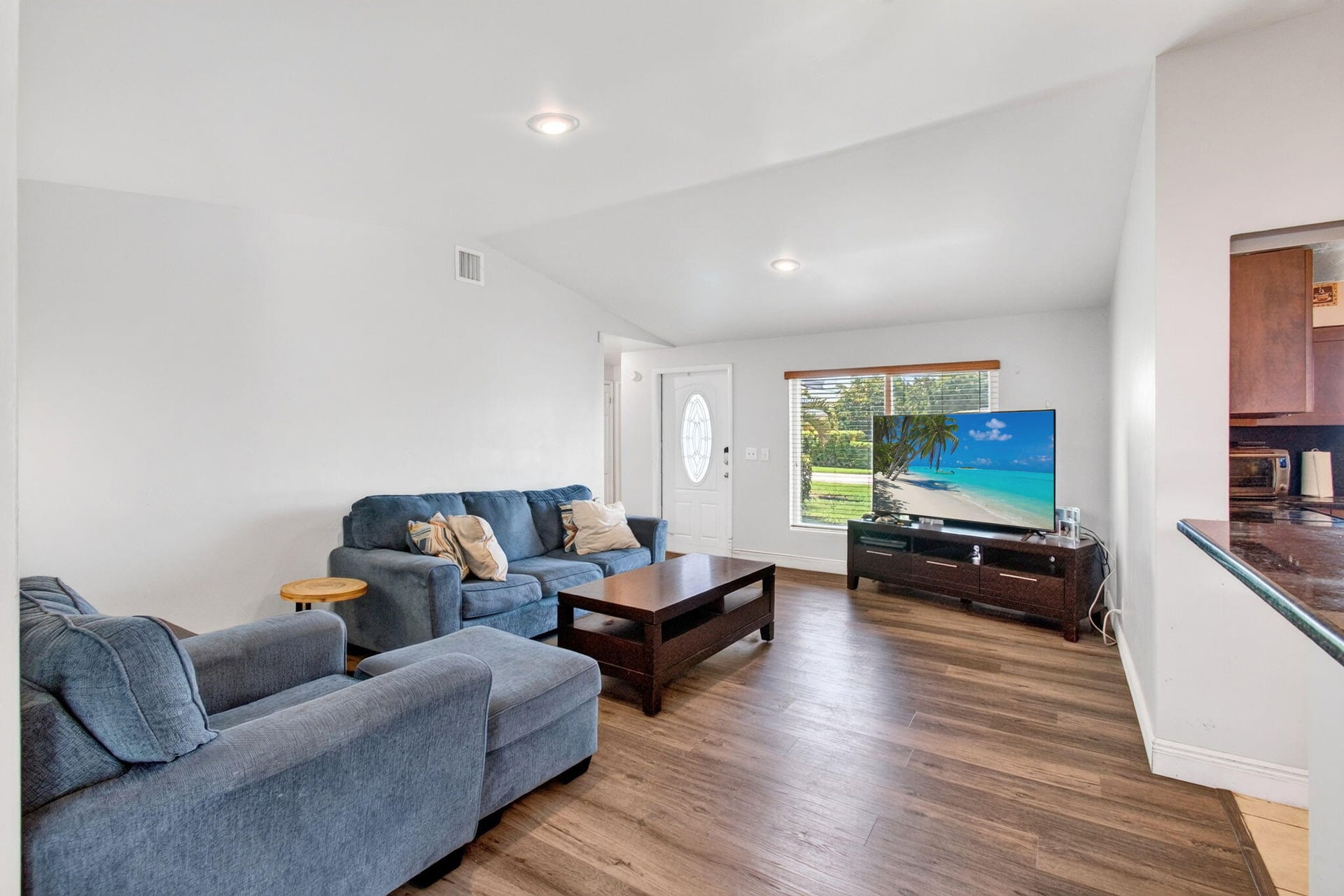  Residence photo 8