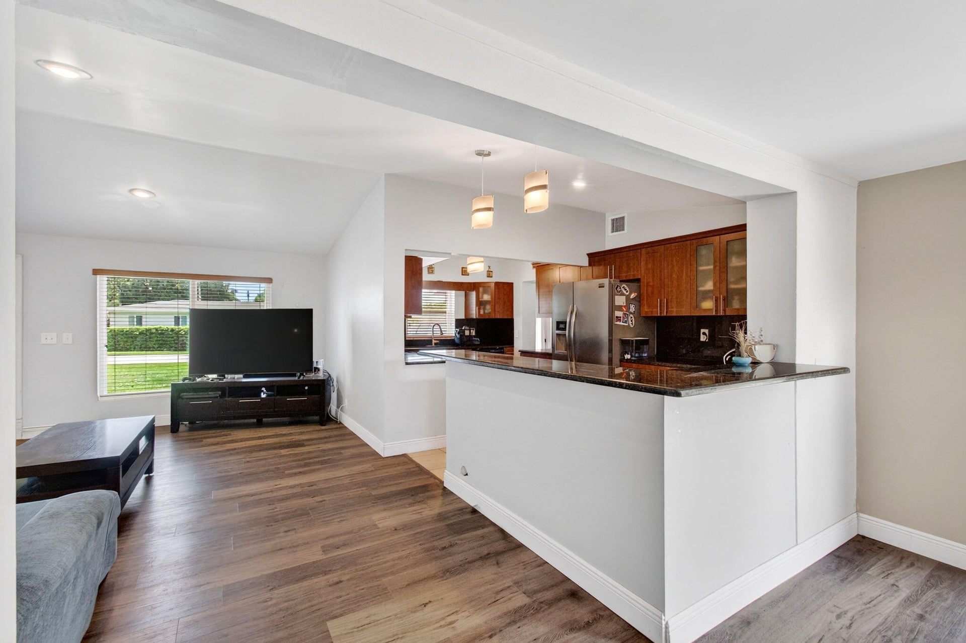  Residence photo 12