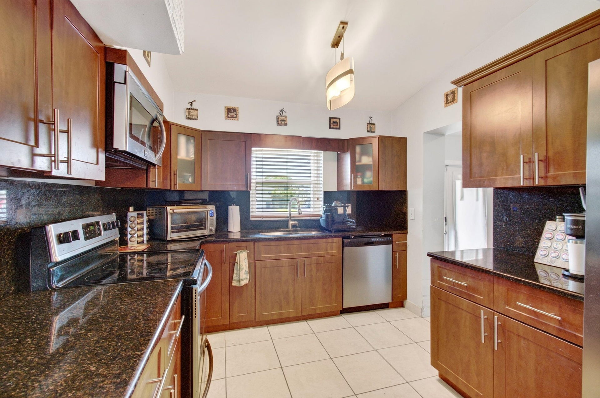 Residence photo 15